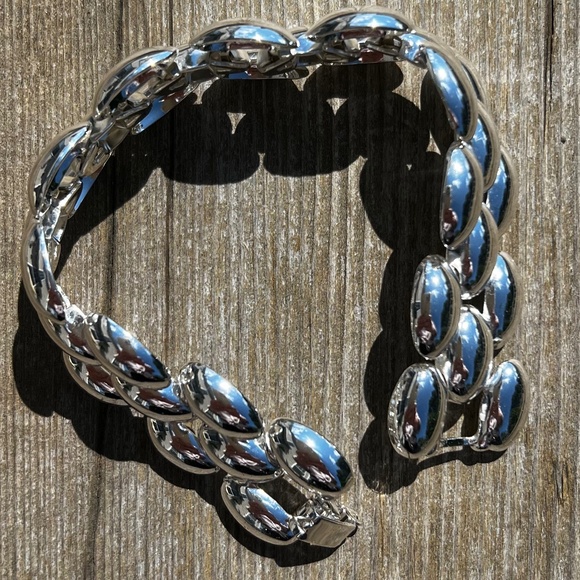 Panther Link Silver-tone Bracelet - Statement Piece - Picture 4 of 5